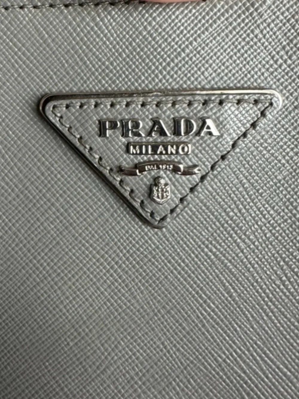 Prada galleria saffiano